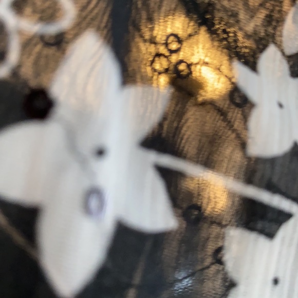 Black and White sequins Floral Scarf - Picture 5 of 6